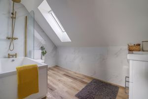 Bedroom Two En-Suite- click for photo gallery